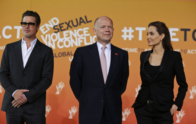 Angelina Jolie pic #713523