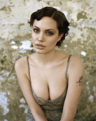 Angelina Jolie pic #50487