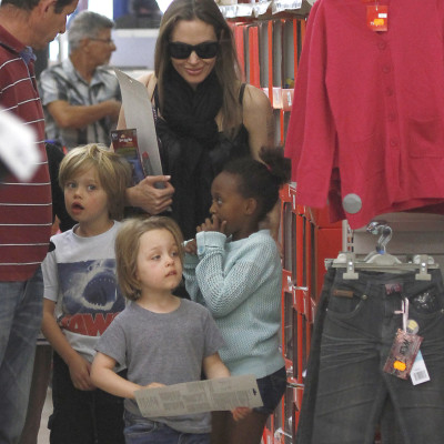 Angelina Jolie pic #538431