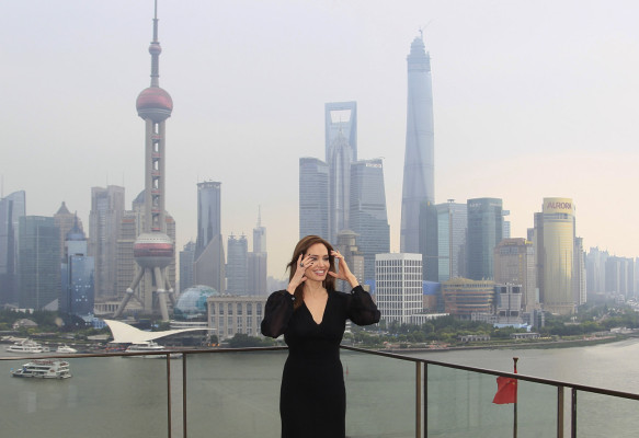 Angelina Jolie pic #708917