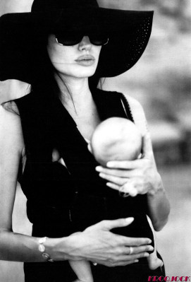 Angelina Jolie pic #113549