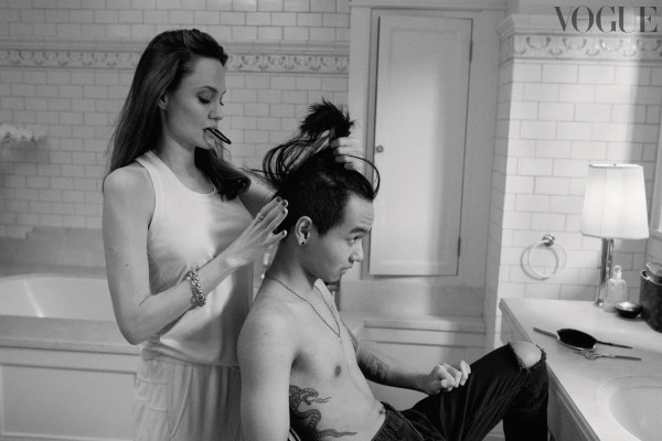 Angelina Jolie pic #1247689