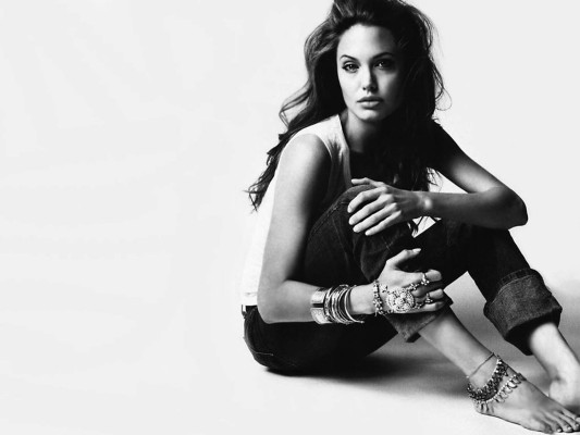 Angelina Jolie pic #56403