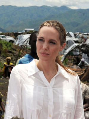 Angelina Jolie pic #592425