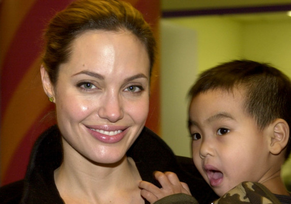 Angelina Jolie pic #164756