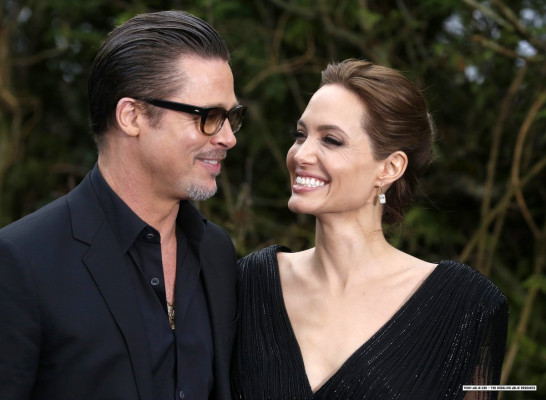 Angelina Jolie pic #698295