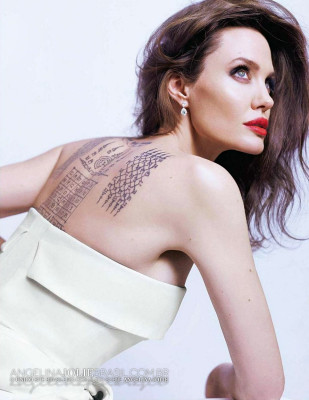 Angelina Jolie pic #1015678