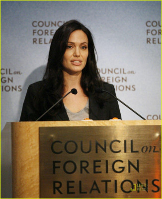 Angelina Jolie pic #113114