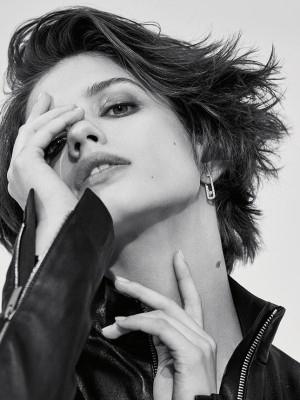 Anna Chipovskaya pic #1107051