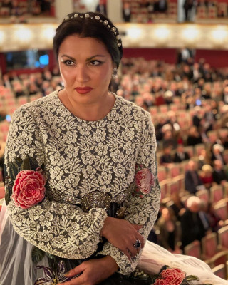 Anna Netrebko pic #1315220