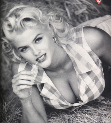 photo 19 in Anna Nicole Smith gallery [id516556] 2012-07-29 00:00:00
