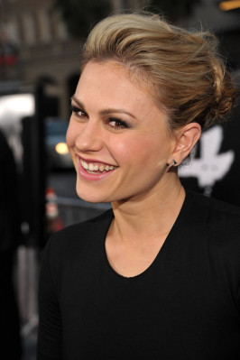 Anna Paquin pic #385580