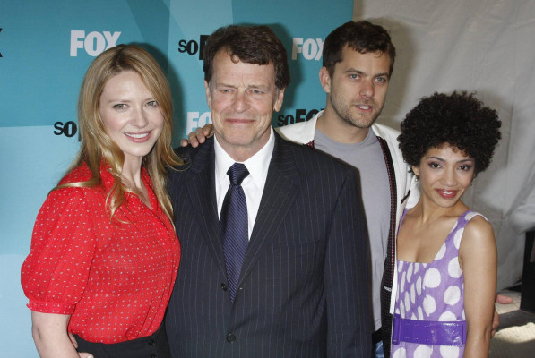 photo 8 in Anna Torv gallery [id552308] 2012-11-13 00:00:00