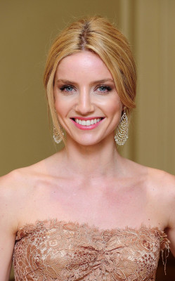 Annabelle Wallis pic #877059