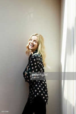 Annabelle Wallis pic #896542