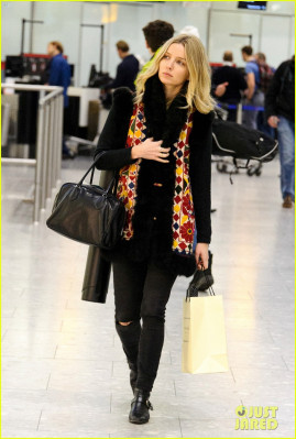 Annabelle Wallis pic #868335
