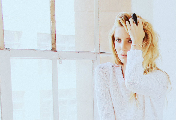 Annabelle Wallis pic #874339