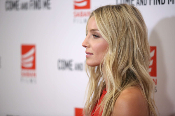Annabelle Wallis pic #890870
