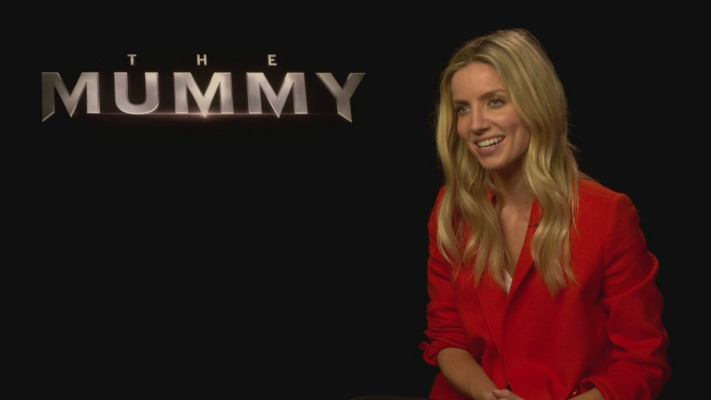 Annabelle Wallis pic #946382