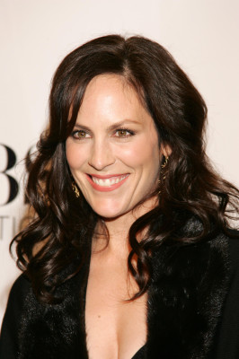 Annabeth Gish pic #383247