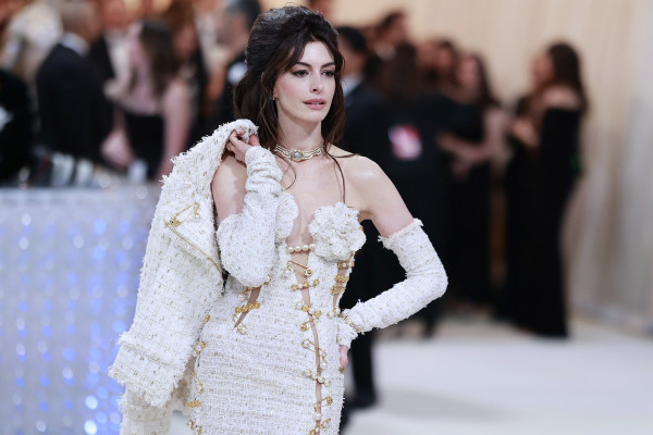 Anne Hathaway pic #1327866