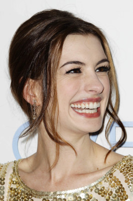 Anne Hathaway pic #381787