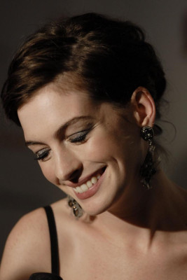 Anne Hathaway pic #154850