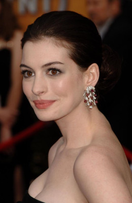 Anne Hathaway pic #156648