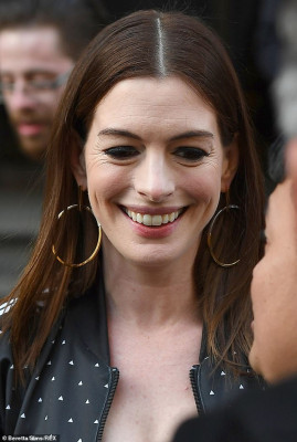 Anne Hathaway pic #1123976