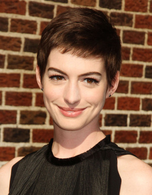 Anne Hathaway pic #509800