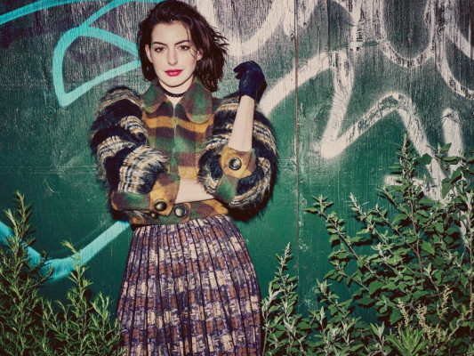 Anne Hathaway pic #796514