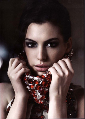 Anne Hathaway pic #147937