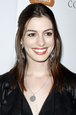 Anne Hathaway pic #252212