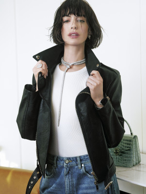 Anne Hathaway pic #1328621