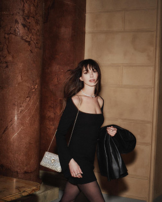 Anne Hathaway pic #1329735