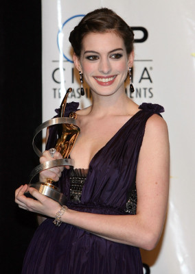 Anne Hathaway pic #557331