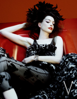 Anne Hathaway pic #1353401