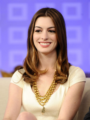 Anne Hathaway pic #310069