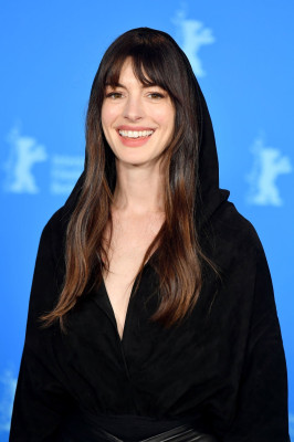 Anne Hathaway pic #1323165