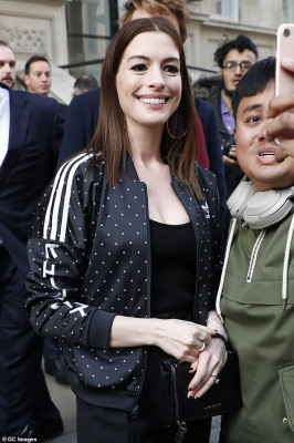 Anne Hathaway pic #1123972