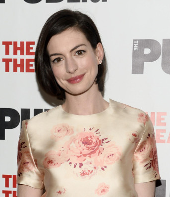 Anne Hathaway pic #771140