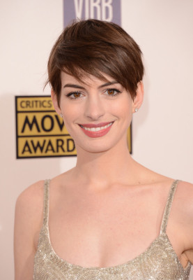 Anne Hathaway pic #616639