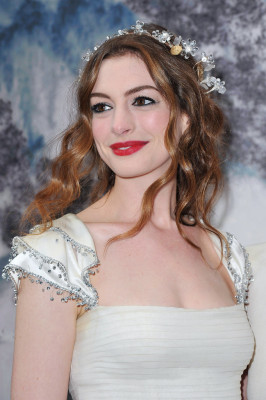 Anne Hathaway pic #617060