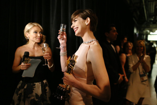 Anne Hathaway pic #622301