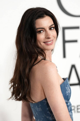 Anne Hathaway pic #1338308