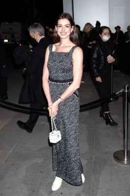 Anne Hathaway pic #1288006