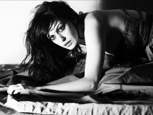 Anne Hathaway pic #105102