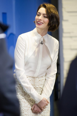 Anne Hathaway pic #739837