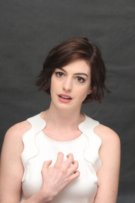 Anne Hathaway pic #738408