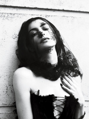 Anne Hathaway pic #399296